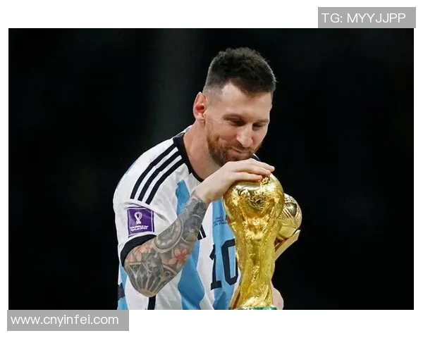 没脖子的足球明星如何在赛场上逆袭成传奇球王