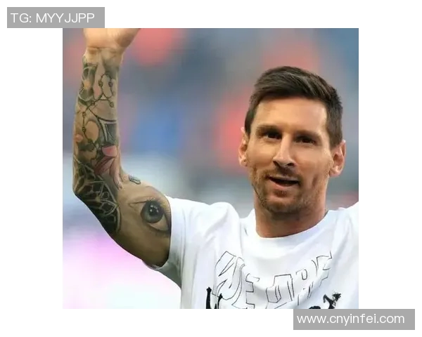 足球明星与外国女孩的浪漫故事揭示了爱情与梦想的交织与碰撞